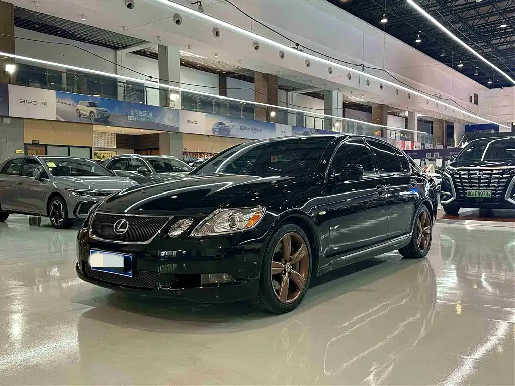 Купить Lexus GS