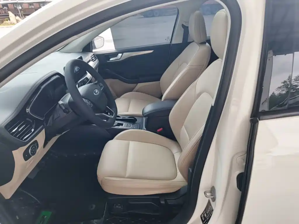 Ford Focus — миниатюра 15