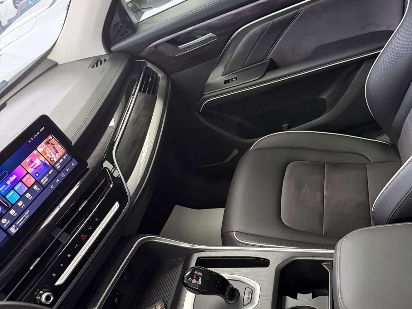Haval Haval H6 1.5 л 2022 г. Белый, пробег 28000 км
