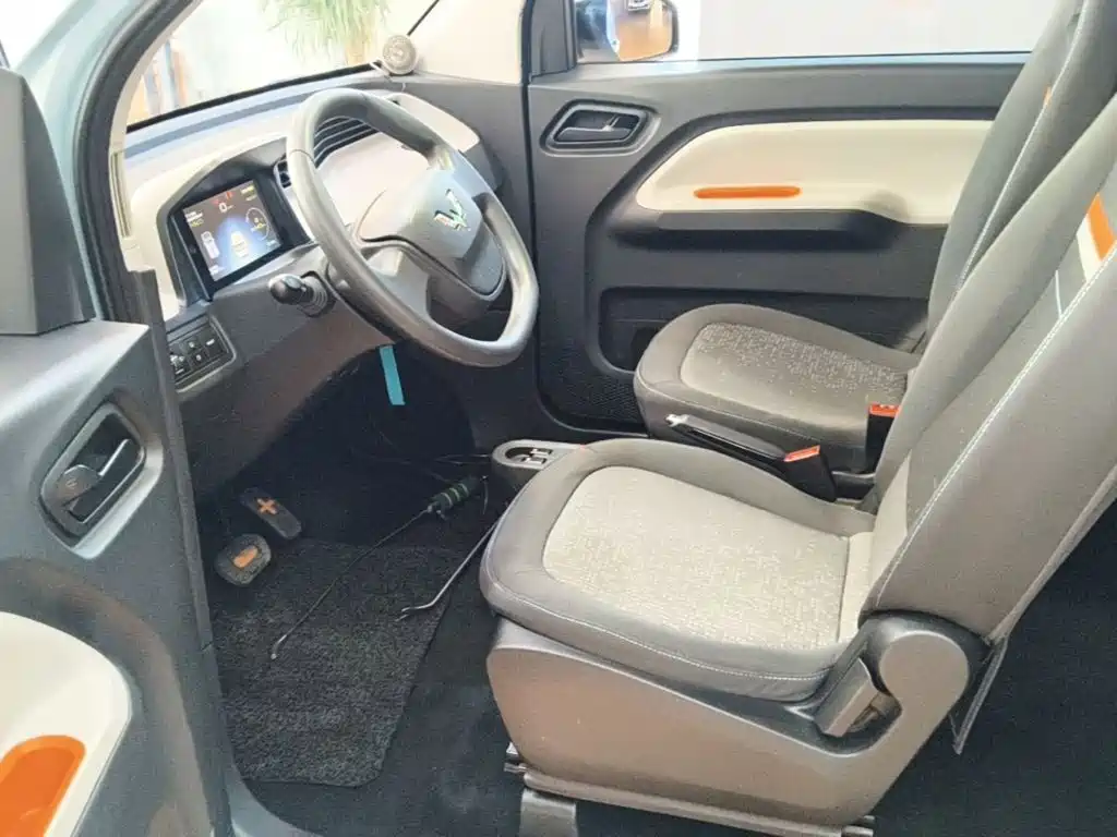 Wuling MINIEV — миниатюра 15