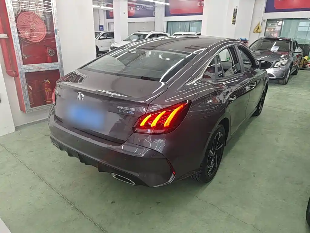 MG MG5 — миниатюра 7