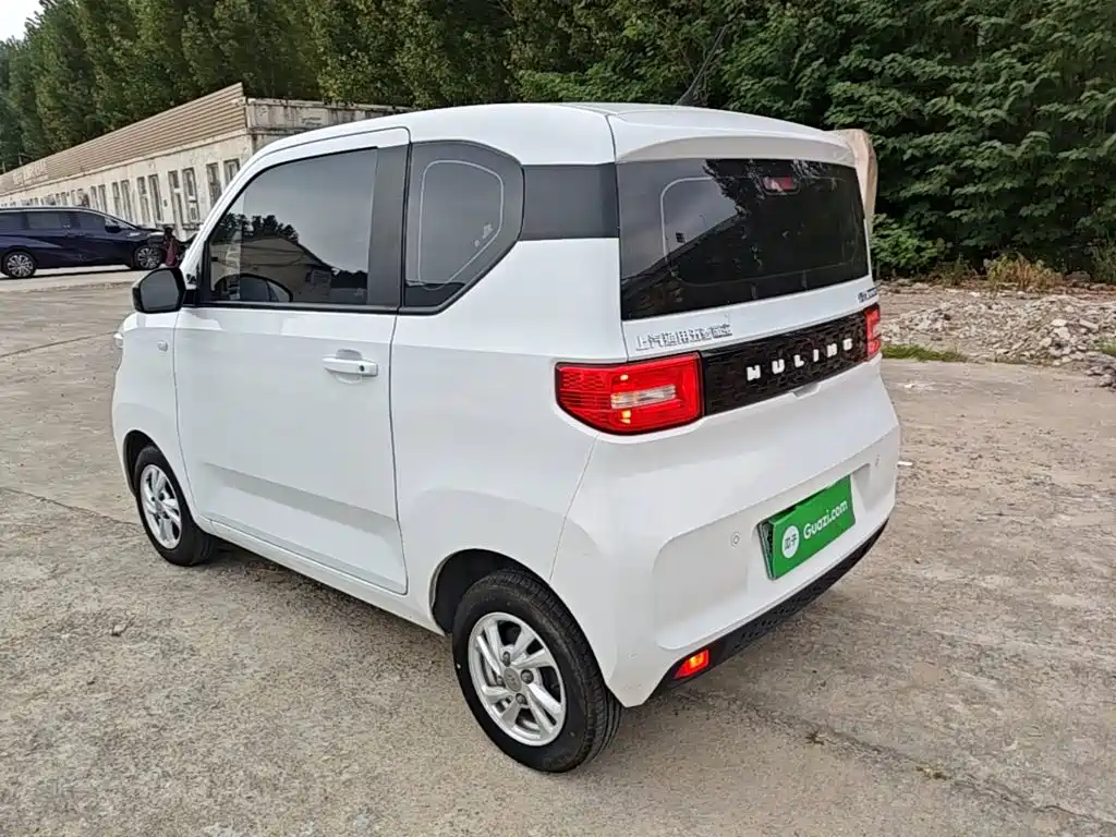 Wuling MINIEV — миниатюра 5