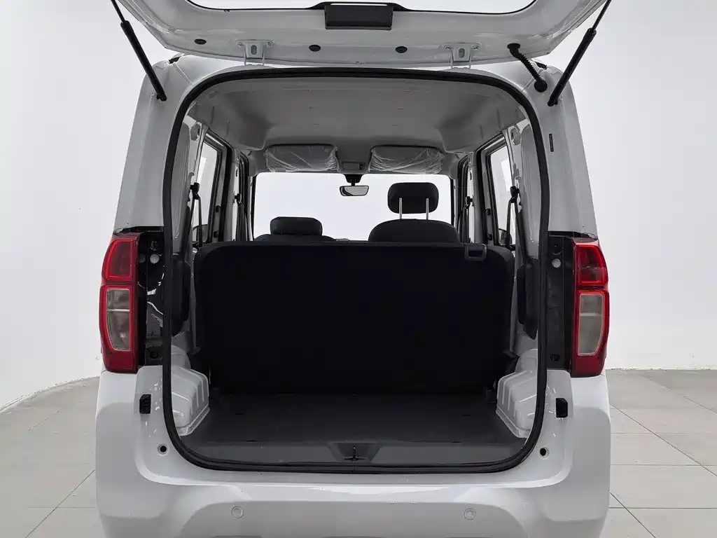 Wuling Zhiguang EV — миниатюра 16