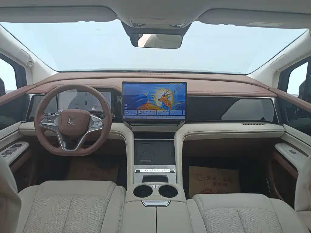 BYD Xia — миниатюра 16