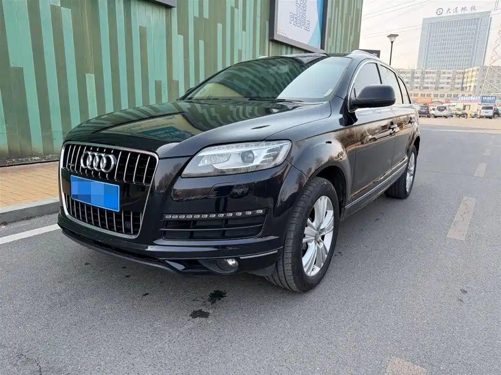 Купить Audi Q7