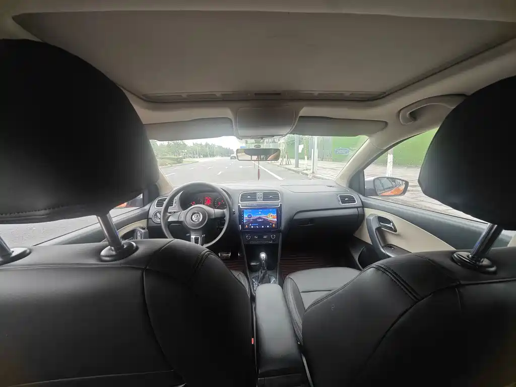 Volkswagen Polo — миниатюра 14