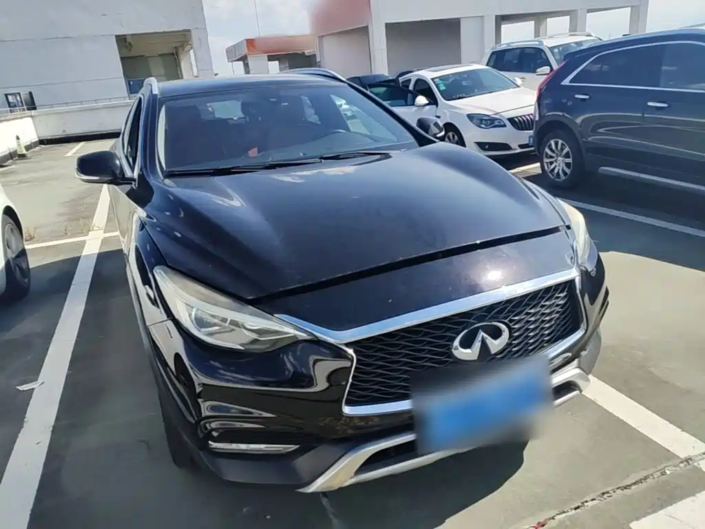Infiniti QX30 — миниатюра 4