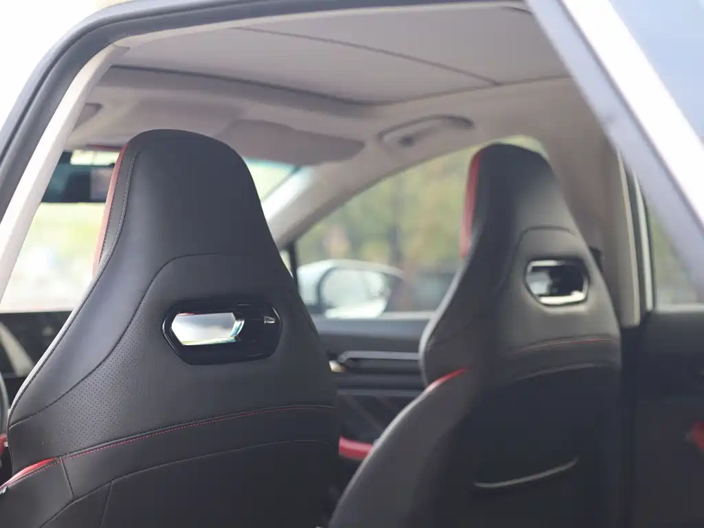 Geely Emgrand S — миниатюра 20