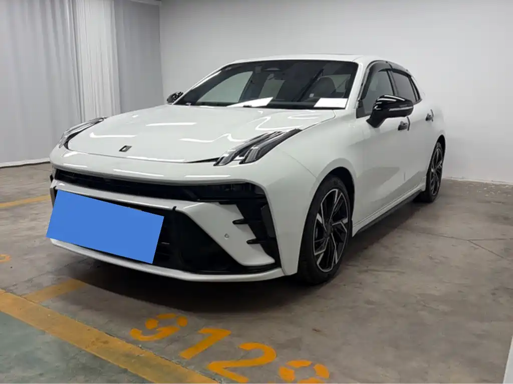 Купить Lynk & Co 03