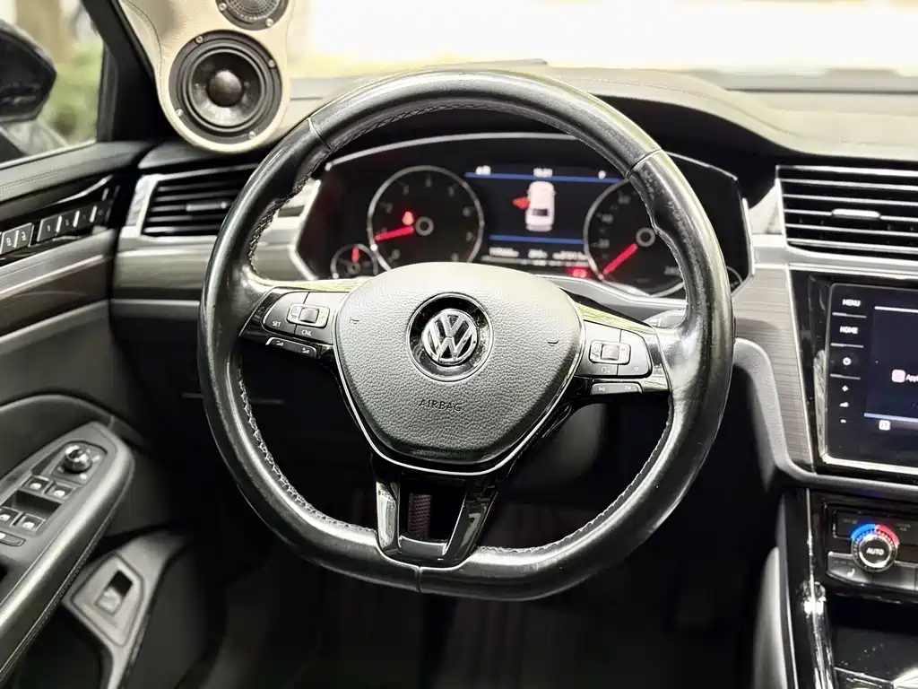 Volkswagen Phideon — миниатюра 8