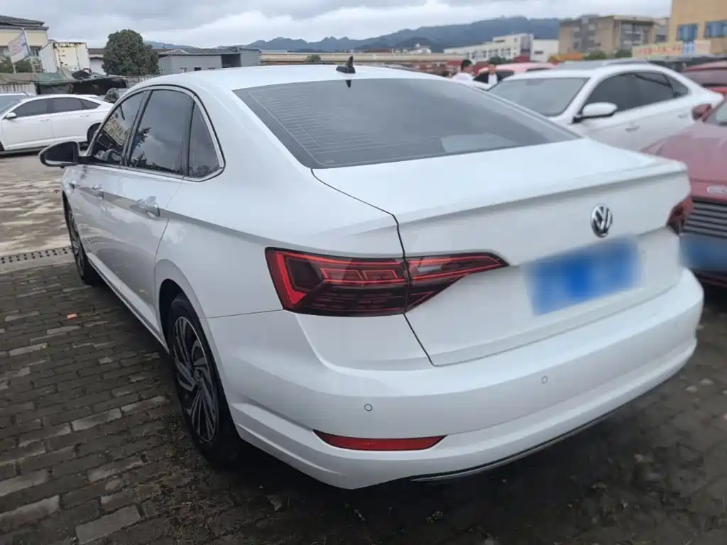 Volkswagen Sagitar — миниатюра 5