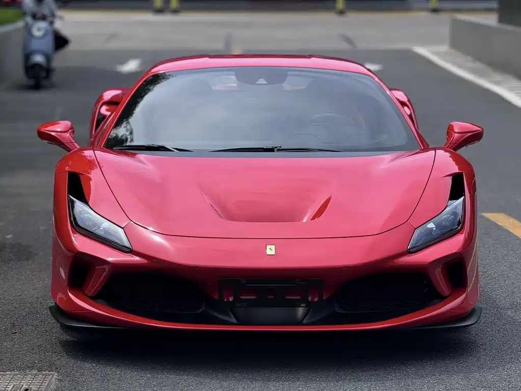 Ferrari F8 — миниатюра 2