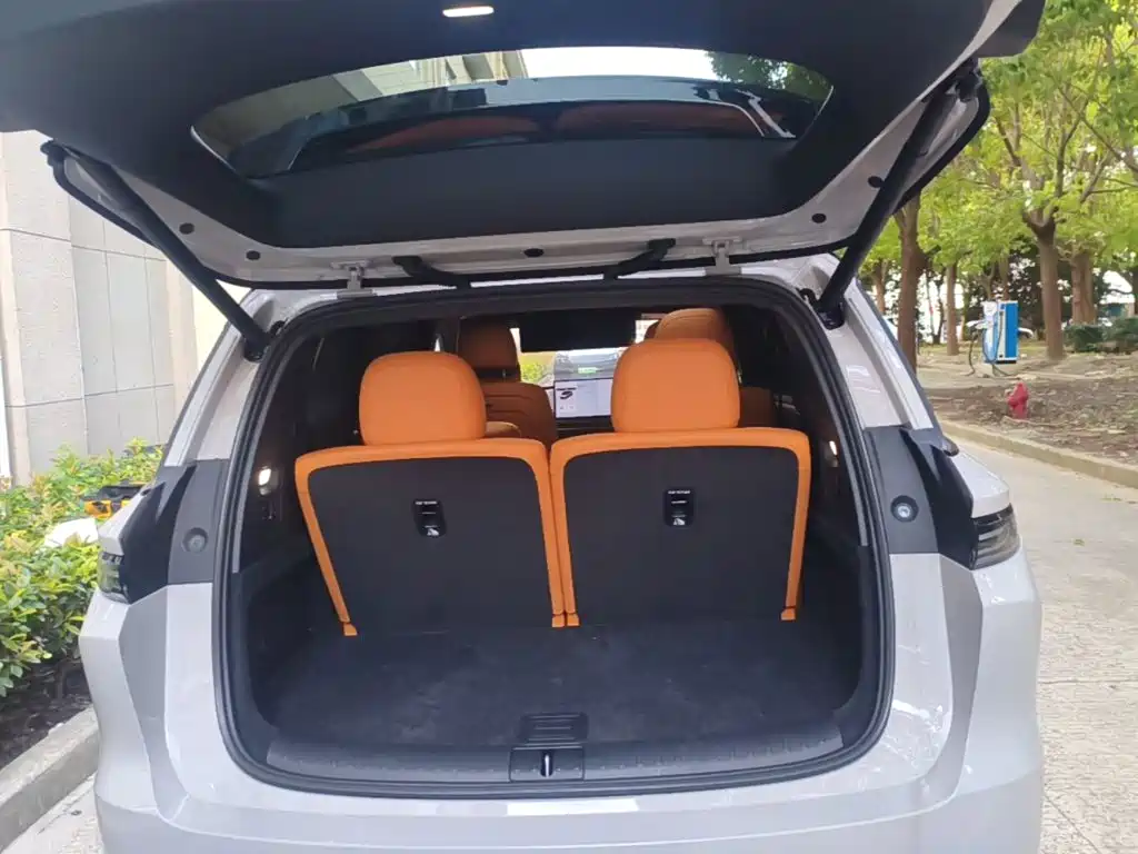 Li Auto Li i8 — миниатюра 19