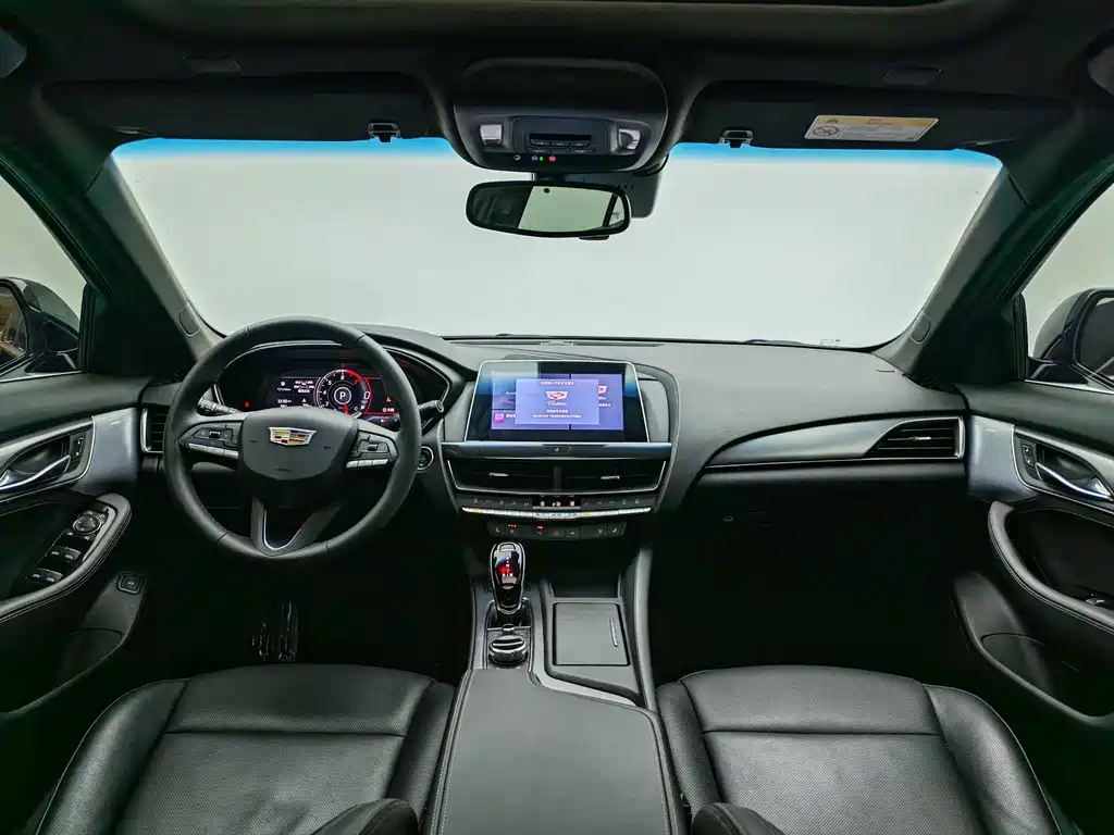 Cadillac CT5 — миниатюра 9
