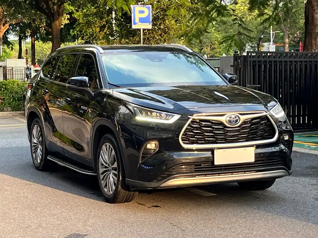 Toyota Highlander — миниатюра 3
