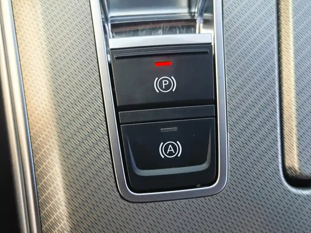 Audi A7L — миниатюра 27