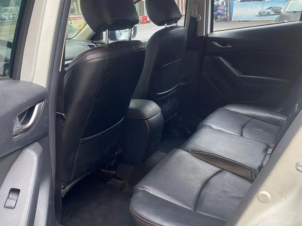 Mazda Mazda3 3 2017 1.5L AT Comfort V