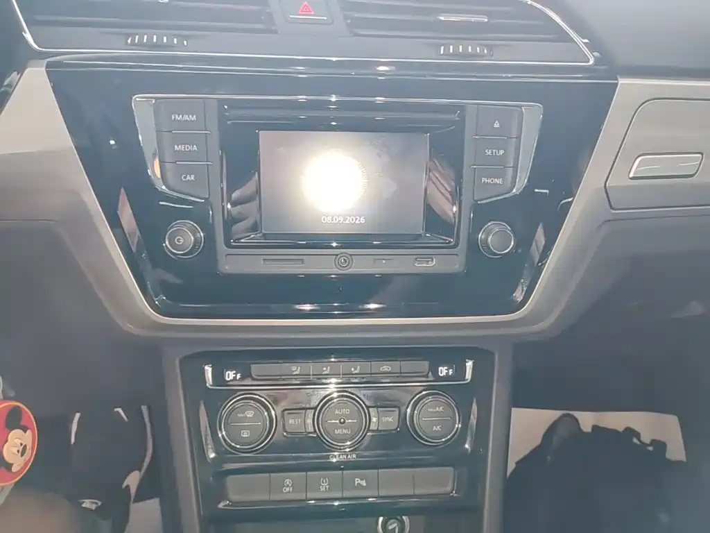 Volkswagen Touran — миниатюра 13