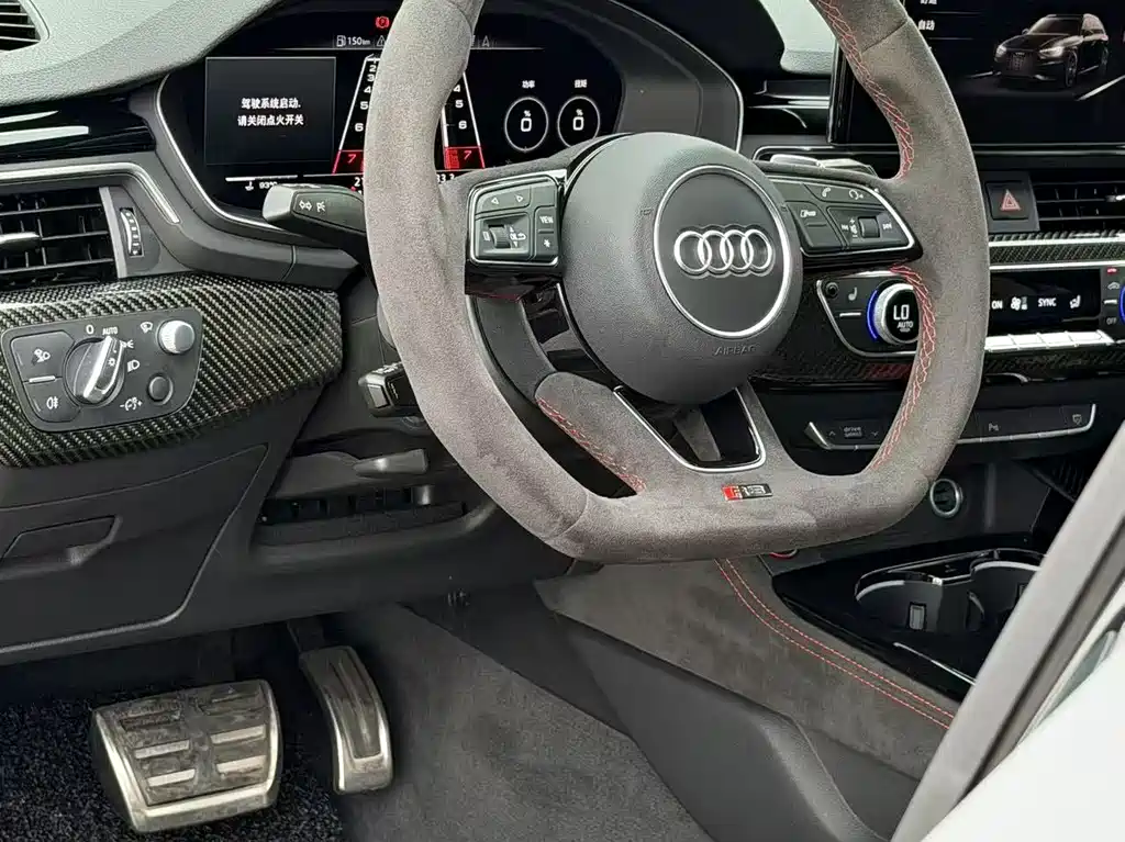 Audi RS 4 — миниатюра 17