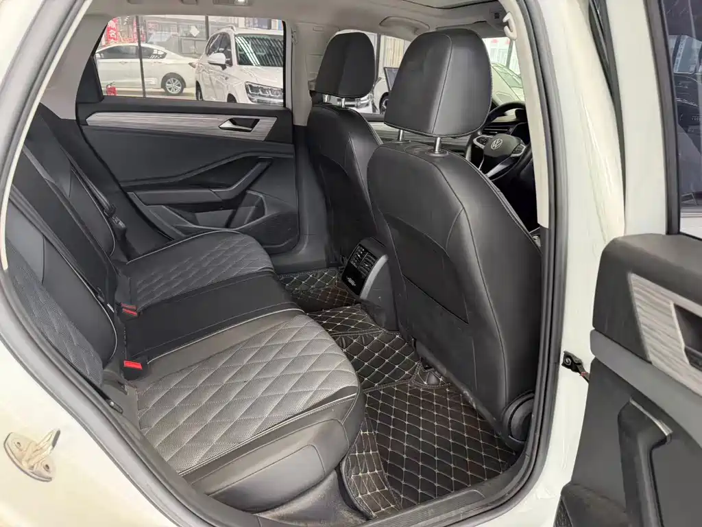 Volkswagen Sagitar — миниатюра 8