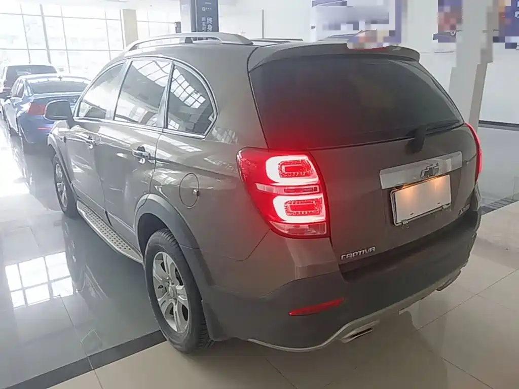 Chevrolet Captiva — миниатюра 5