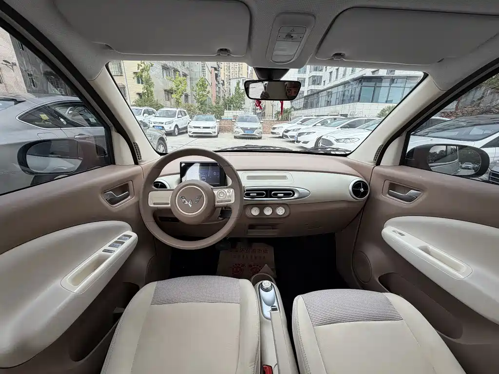 Wuling MINIEV — миниатюра 7