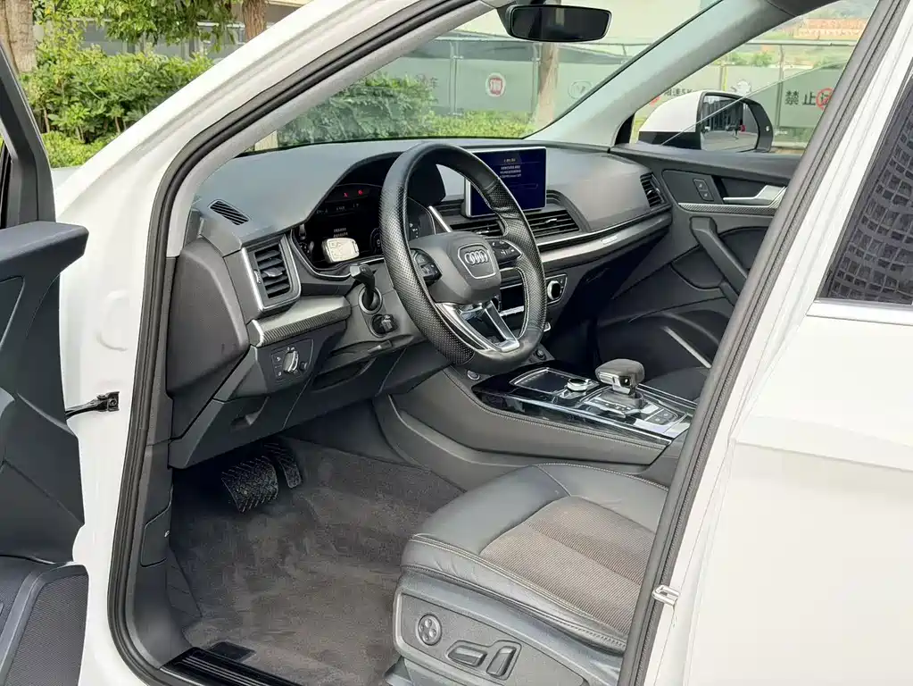 Audi Q5L — миниатюра 7