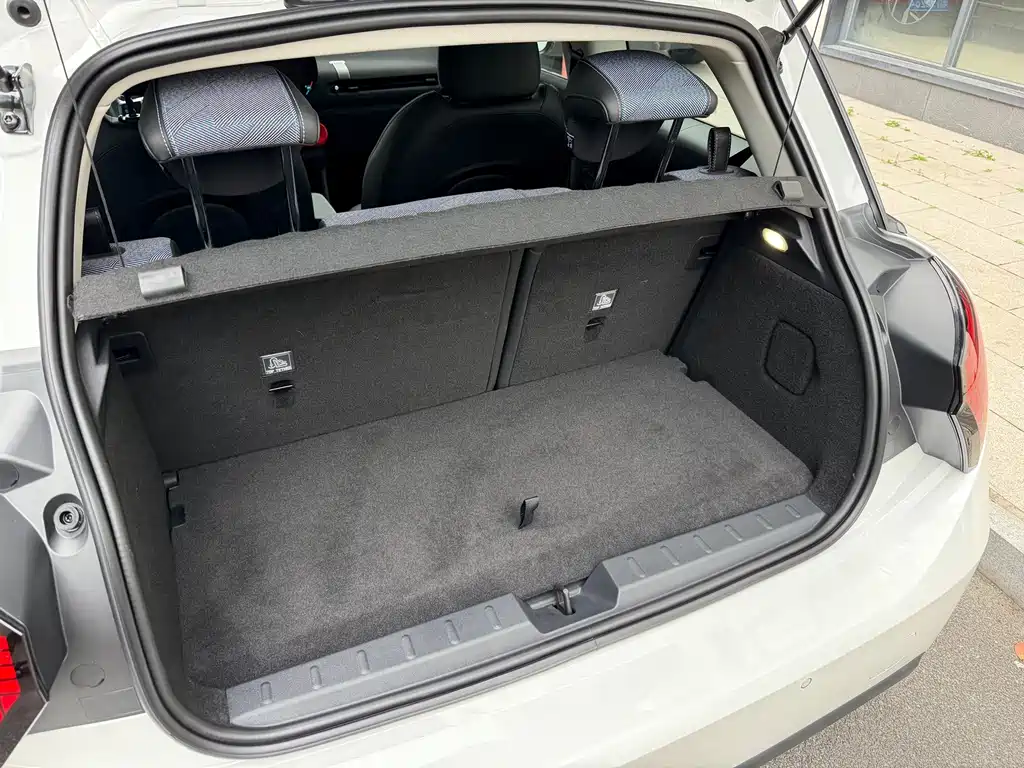 MINI MINI COOPER EV — миниатюра 18