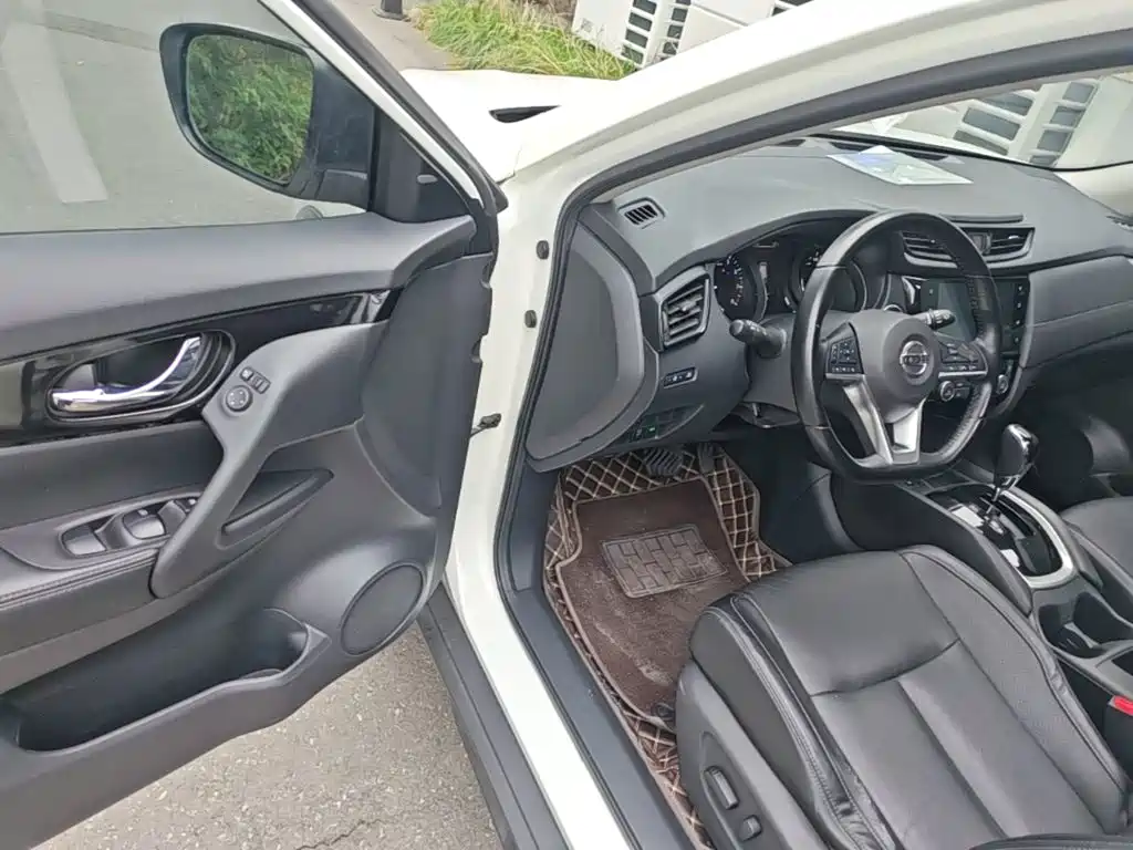 Nissan X-Trail — миниатюра 16