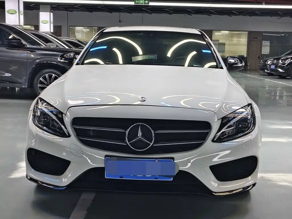 Mercedes-Benz C-Class — миниатюра 2