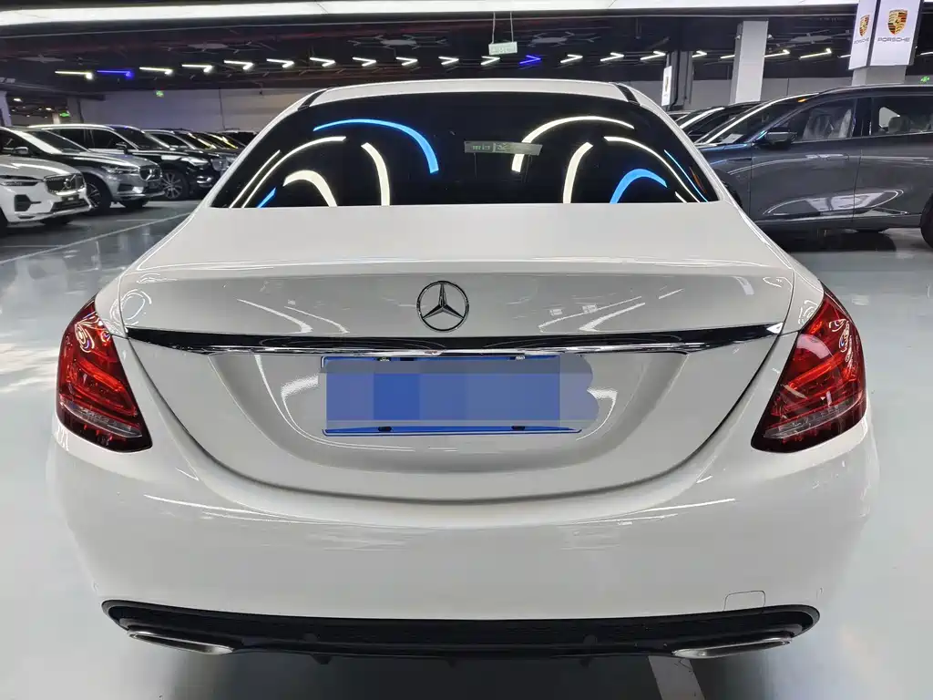 Mercedes-Benz C-Class — миниатюра 15