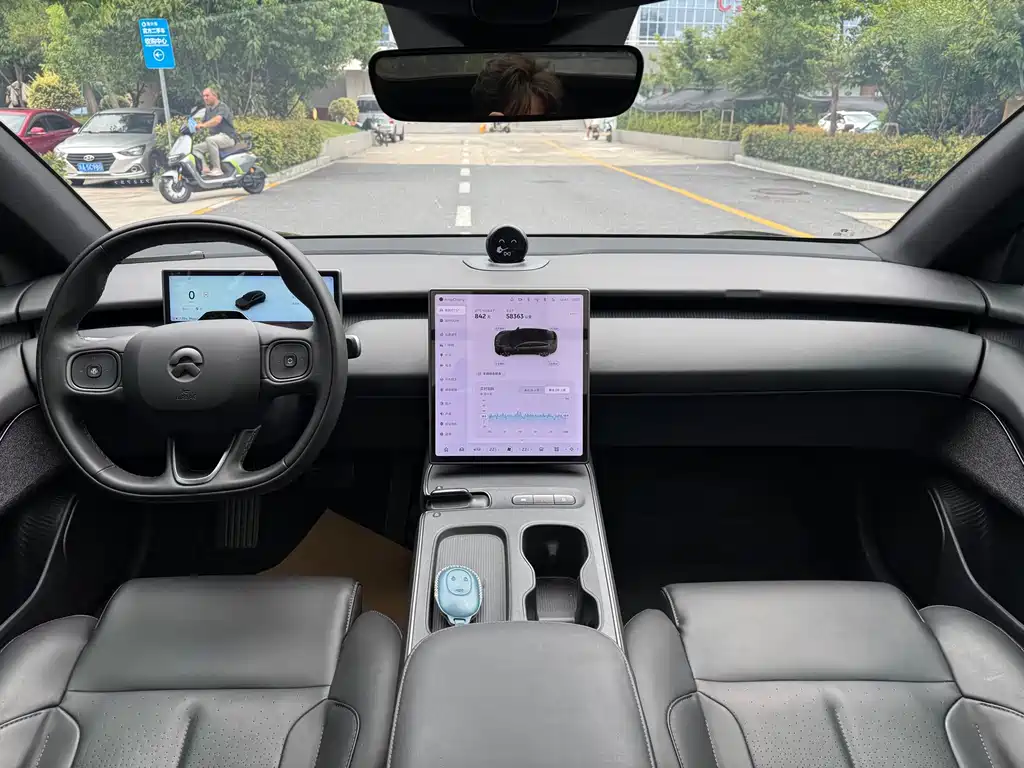 NIO ET5T — миниатюра 17