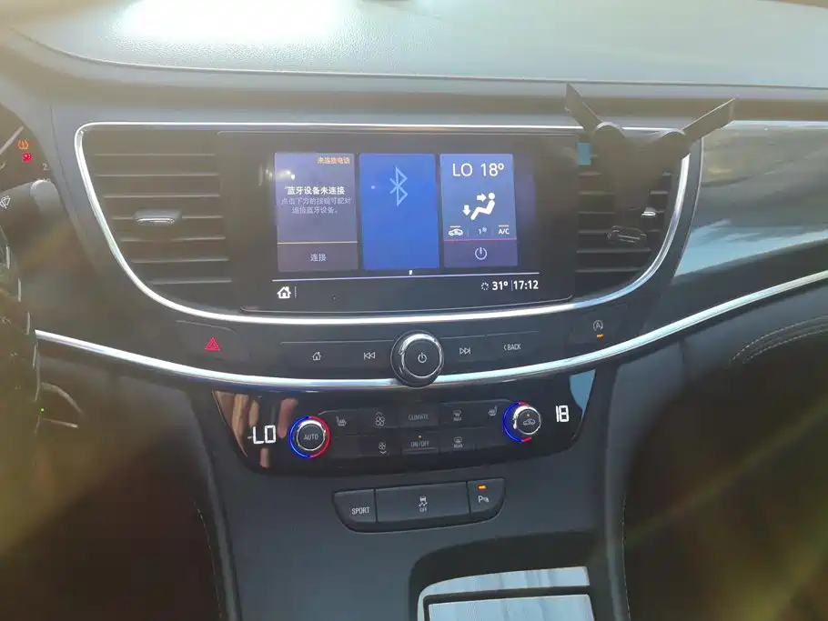 Buick LaCrosse — миниатюра 13