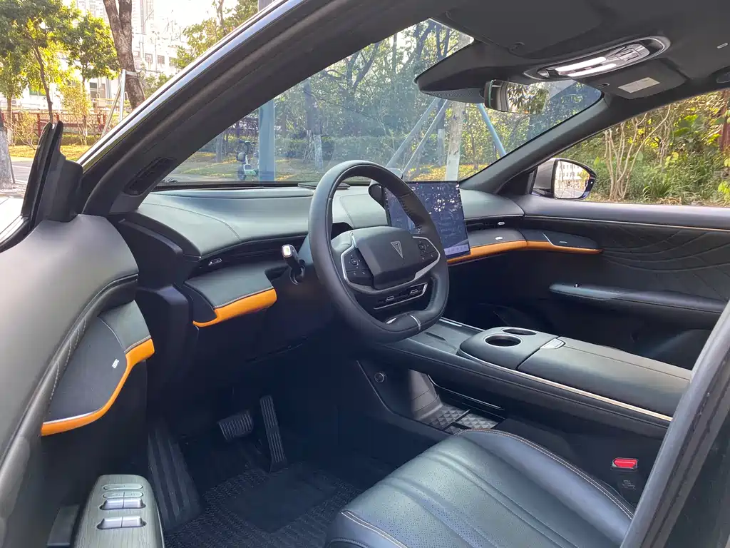 Changan Deepal DARK BLUE S07