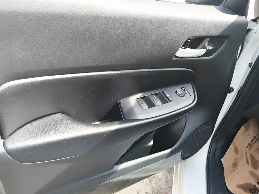Honda Fit — миниатюра 7