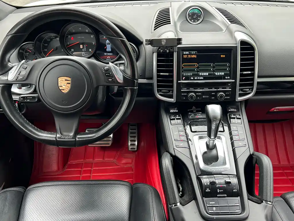 Porsche Cayenne 2014 Cayenne Platinum Edition 3.0T