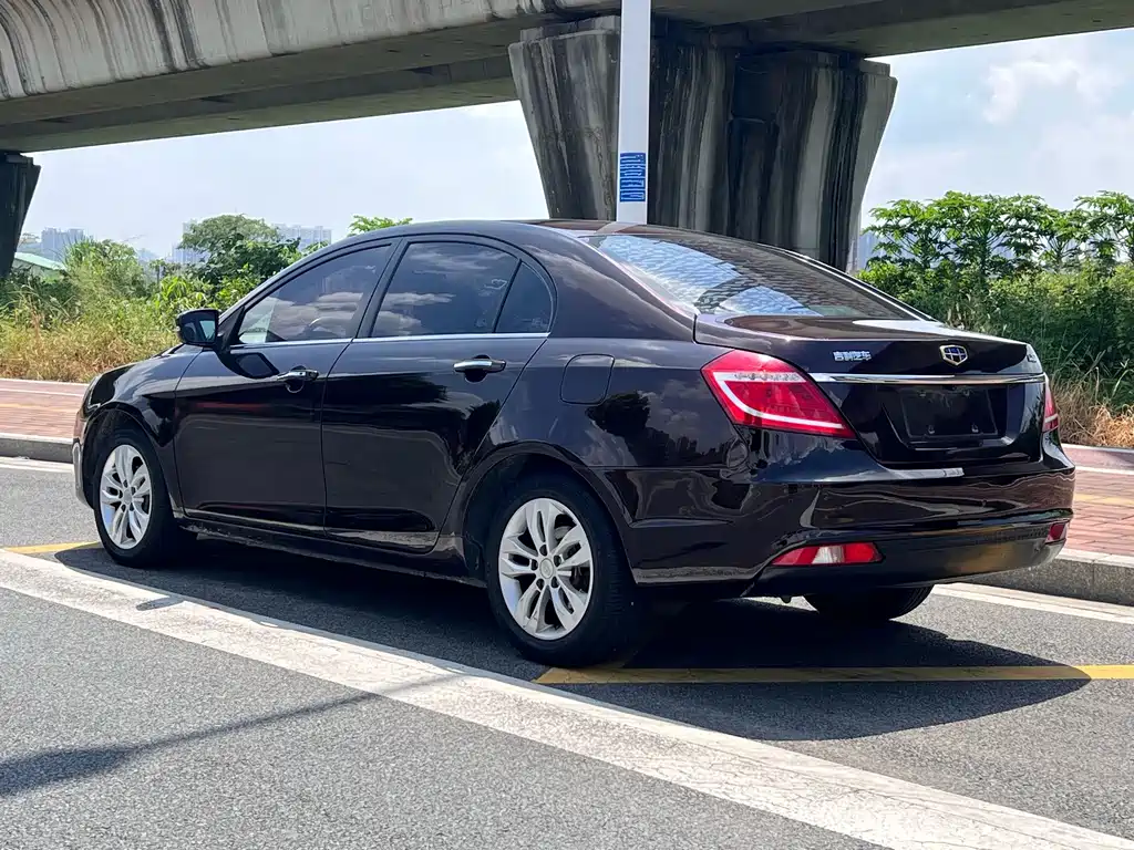 Geely Emgrand — миниатюра 9