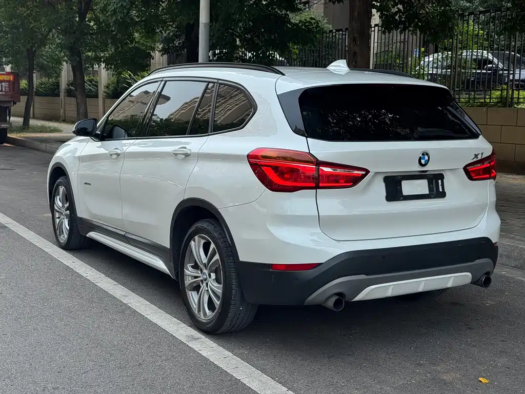 BMW X1 — миниатюра 9