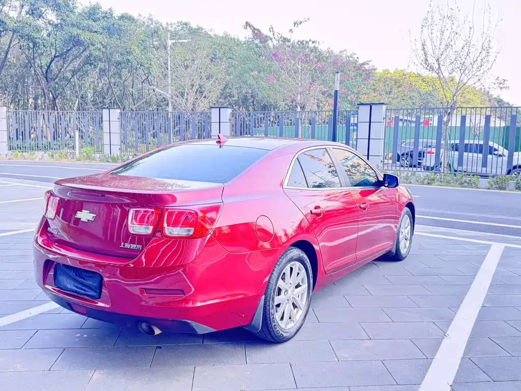 Chevrolet Malibu 2013 2.4L AT Luxury