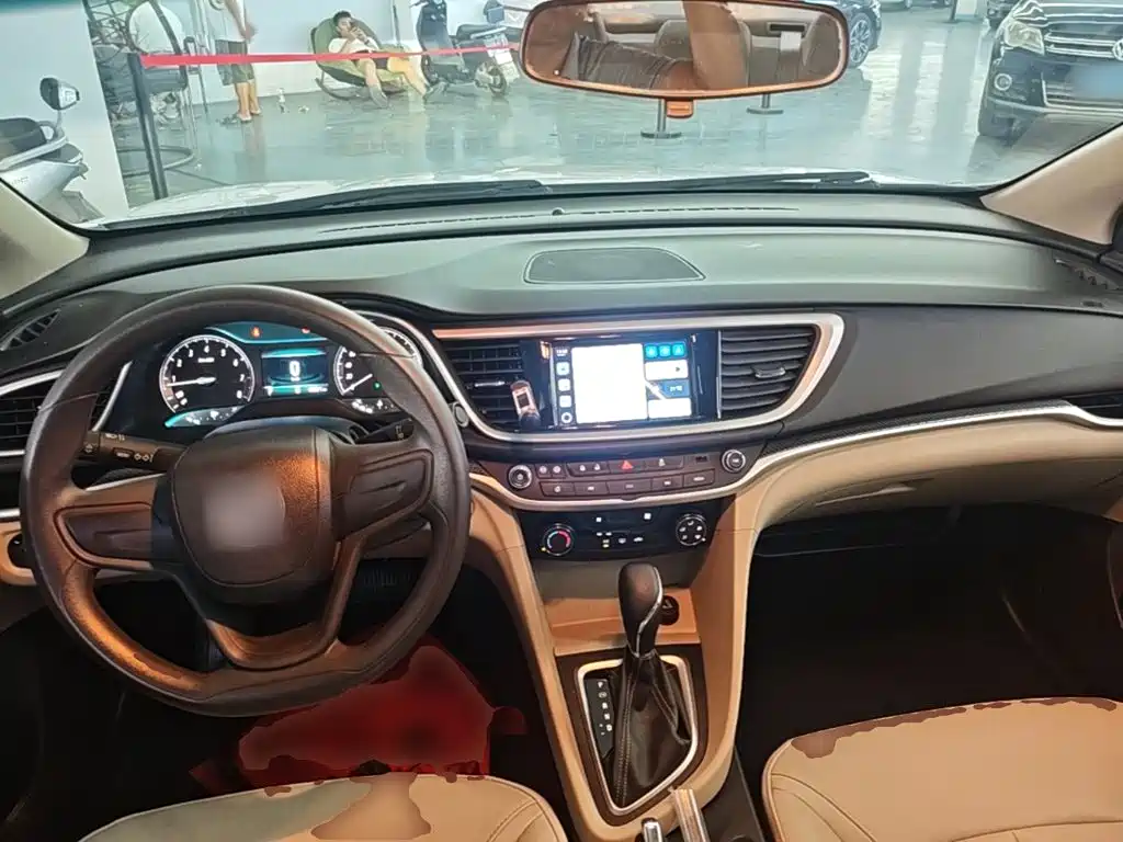 Buick Excelle — миниатюра 10