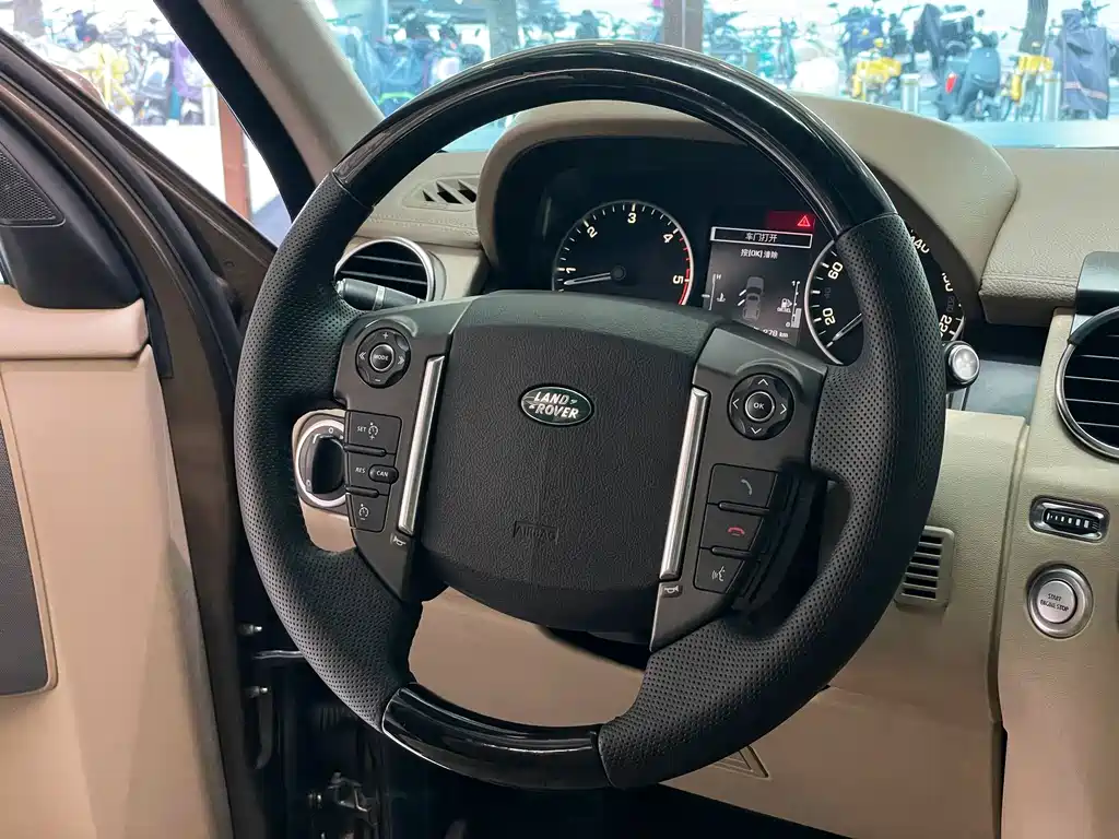 Land Rover Discovery — миниатюра 9