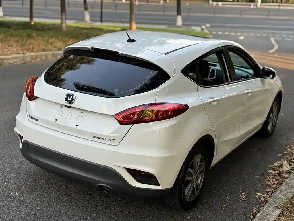 Changan Eado XT — миниатюра 3