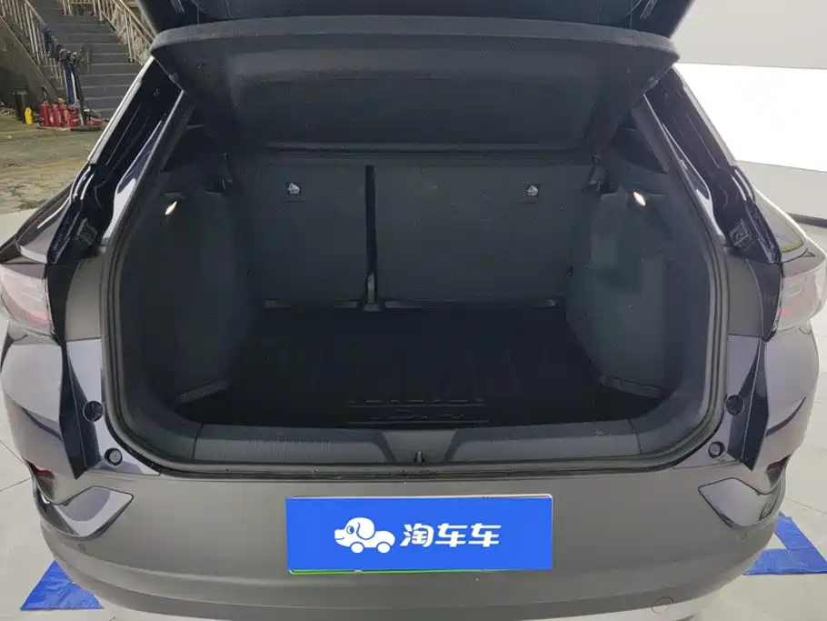 Volkswagen ID.4 Crozz — миниатюра 4