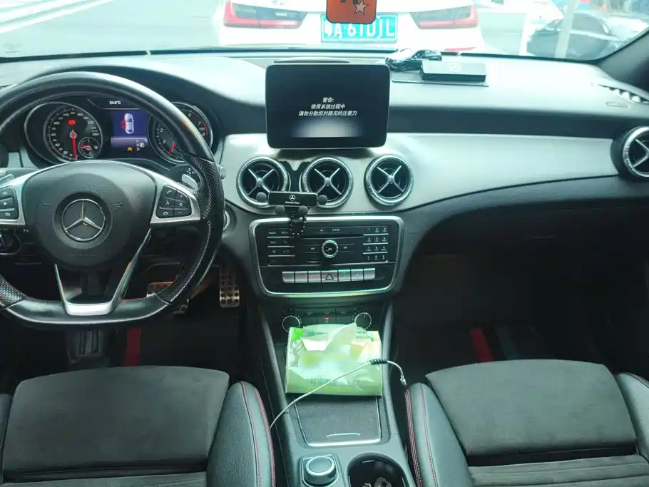 Mercedes-Benz CLA (Import) — миниатюра 12