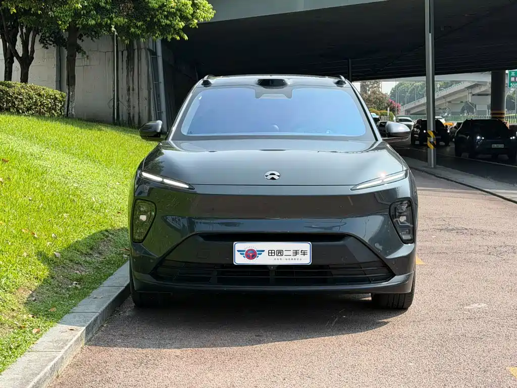 NIO ES8 2024 100kWh