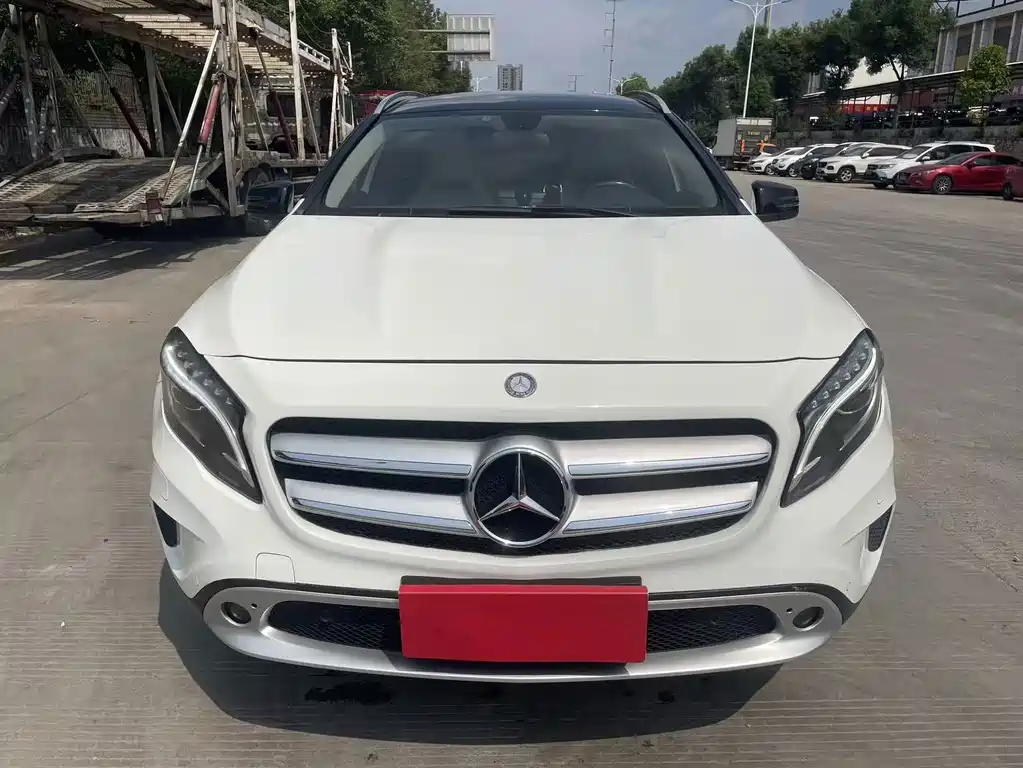 Mercedes-Benz GLA — миниатюра 2