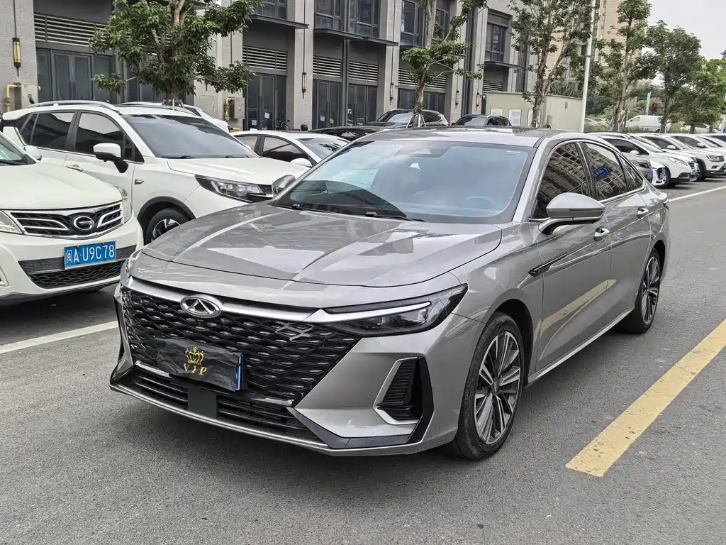 Chery Arrizo 8