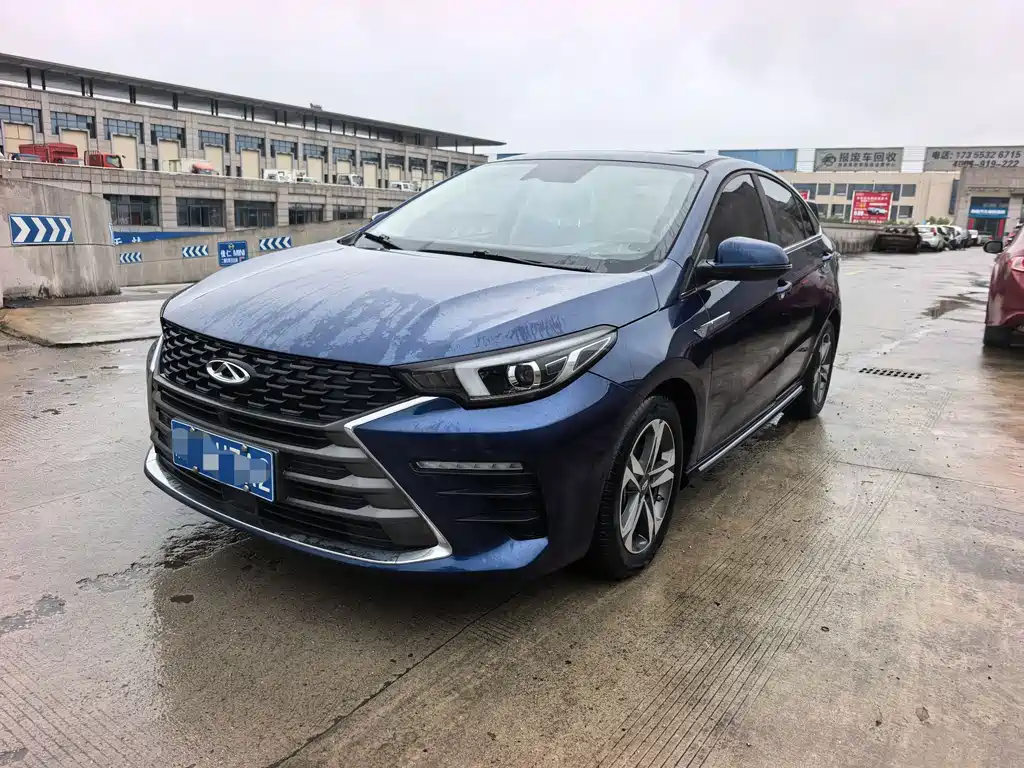 Chery Arrizo 5 PLUS