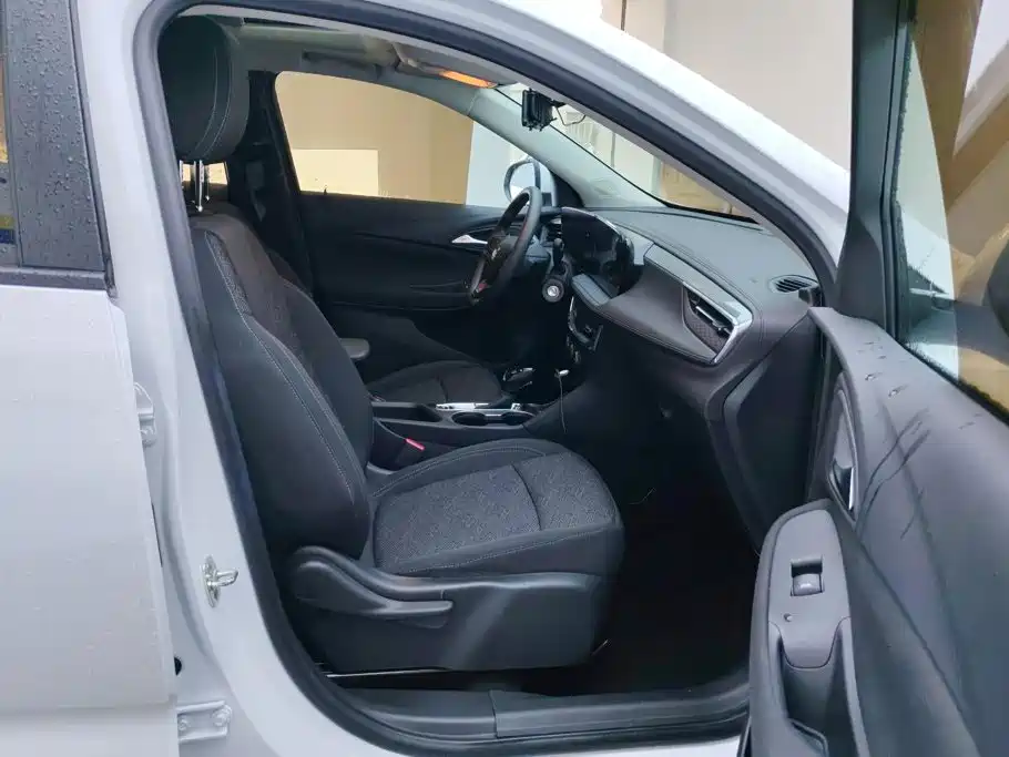 Buick Encore PLUS Fun version, фото 8