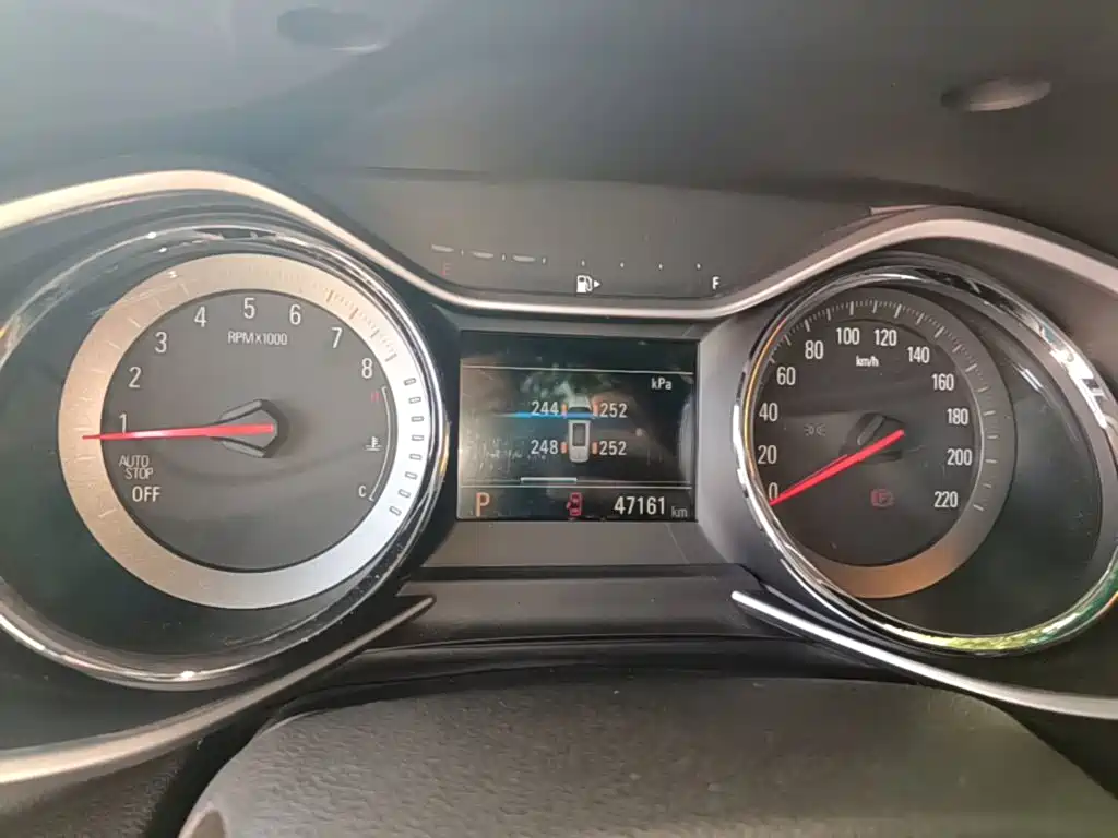 Chevrolet Volando — миниатюра 8